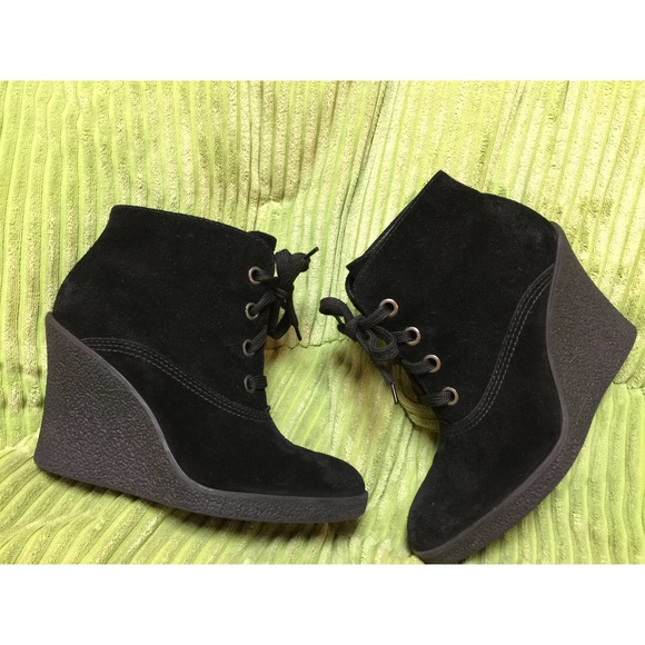 Franco Sarto Black Suede Ankle Boot Wedges Made In Brazil - Women Size 6 - Picture 9 of 9